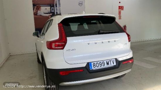 Volvo XC40 2.0 B3 ESSENTIAL AUTO 163 5P de 2024 con 1 Km por 35.750 EUR. en Cadiz