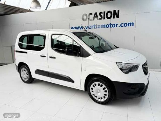 Opel Combo Life 1.5TD S/S Expression L 100 de 2019 con 38.000 Km por 19.400 EUR. en Guipuzcoa