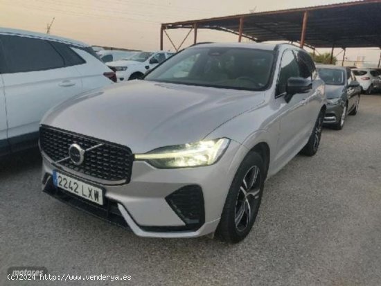  Volvo XC 60 2.0 B3 R-DESIGN AUTO 5P de 2022 con 36.253 Km por 43.900 EUR. en Vizcaya 