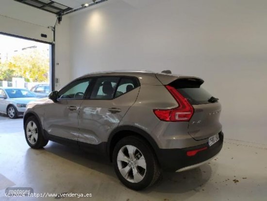 Volvo XC40 1.5 T3 MOMENTUM PRO AUTO 163 5P de 2021 con 42.134 Km por 30.000 EUR. en Cadiz