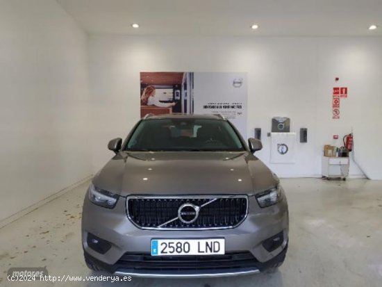 Volvo XC40 1.5 T3 MOMENTUM PRO AUTO 163 5P de 2021 con 42.134 Km por 30.000 EUR. en Cadiz