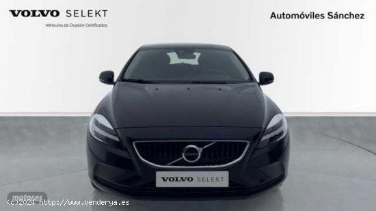 Volvo V 40 2.0 D2 MOMENTUM 120 5P de 2019 con 79.000 Km por 18.900 EUR. en Zaragoza