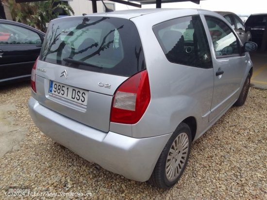 Citroen C2 1.4 I SX 75 CV. de 2005 con 187.000 Km por 2.500 EUR. en Murcia