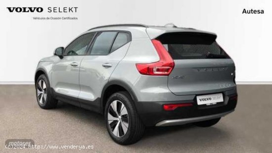 Volvo XC40 Essential, T2 Automatica Gasolina, Gasolina de 2024 con 15 Km por 32.900 EUR. en Ponteved