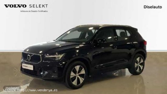  Volvo XC40 XC40 Core, B3 Mild-Hybrid, Benzin de 2023 con 25.093 Km por 34.800 EUR. en Barcelona 