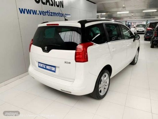 Peugeot 5008 1.6 BlueHDi Style 7 pl. 120cv de 2015 con 120.000 Km por 13.900 EUR. en Guipuzcoa