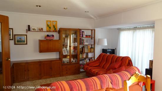 Estupenda vivienda,zona plaza Crenvillente - ALICANTE