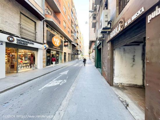 PUB EN ALQUILER EN CENTRO DE ELCHE - ALICANTE