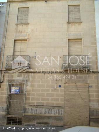 SE VENDE CASA EN ASPE EN ZONA CENTRO - ALICANTE