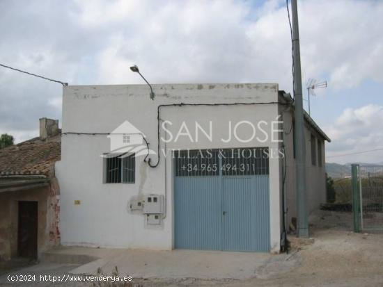 SE VENDE NAVE INDUSTRIAL EN ASPE - ALICANTE