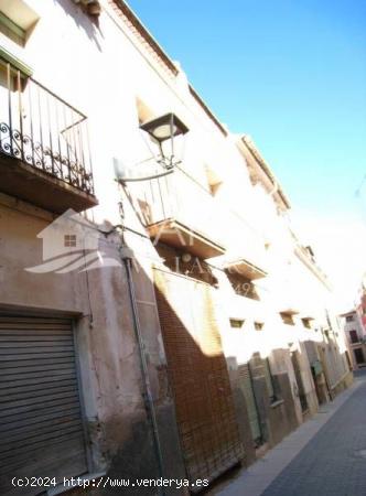 VENTA DE CASA PARA REFORMAR TOTALMENTE O DERRIBAR  EN EL CENTRO DE ASPE - ALICANTE