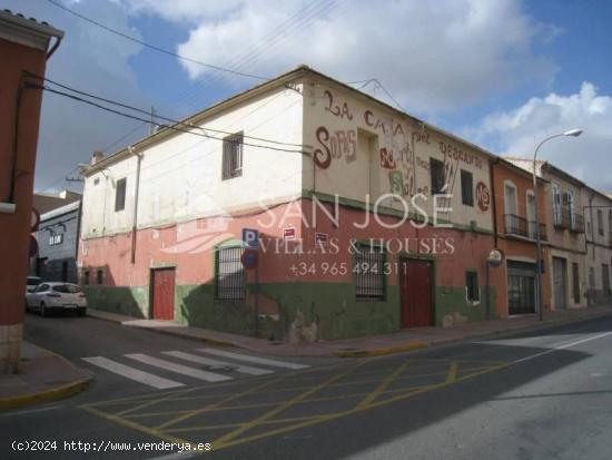  VENTA DE LOCAL COMERCIAL EN ASPE EN BUENA ZONA - ALICANTE 