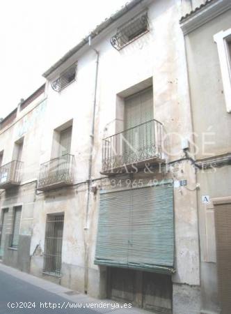 SE VENDE CASA SOLAR PARA DERRIBAR EN EL CENTRO DE ASPE - ALICANTE