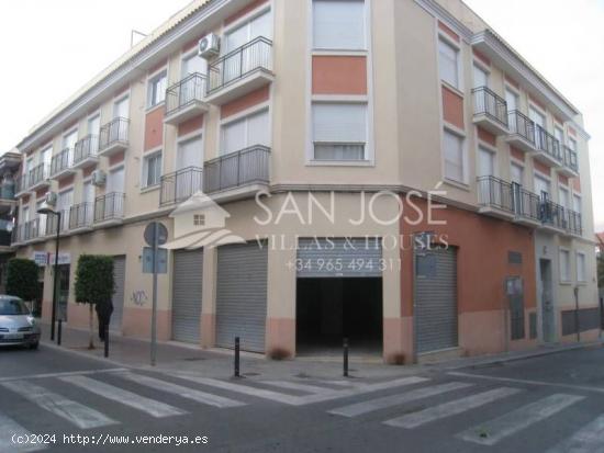 Inmobiliaria San Jose vende o alquila local comercial en Aspe, Alicante, Costa Blanca - ALICANTE