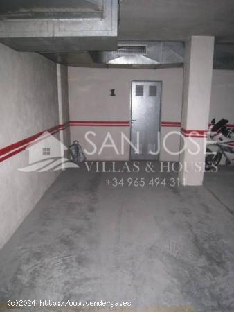 Inmobiliaria San Jose vende plaza de garaje en el centro de Novelda - ALICANTE