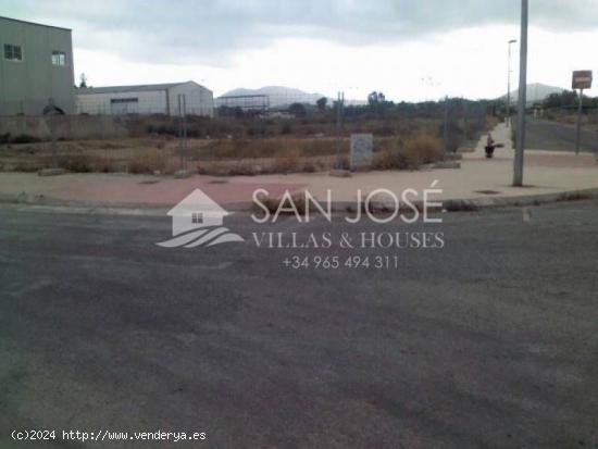 SE VENDE TERRENO INDUSTRIAL EN POLIGONO INDUSTRIAL EN ASPE ZONA MERCADONA NUEVO - ALICANTE