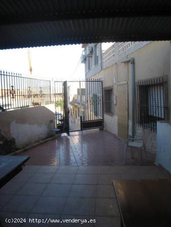 Inmobiliaria San Jose vende casa en Aspe en zona Cipreses.A - ALICANTE