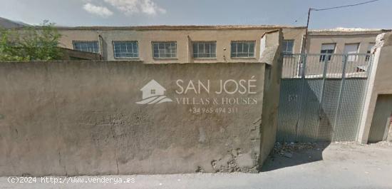 Inmobiliaria San Jose Villas and Houses vende nave industrial en villena - ALICANTE