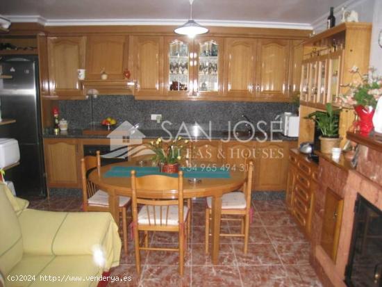 VENTA DE CASA EN ASPE EN EL BARRIO DE LA COCA - ALICANTE