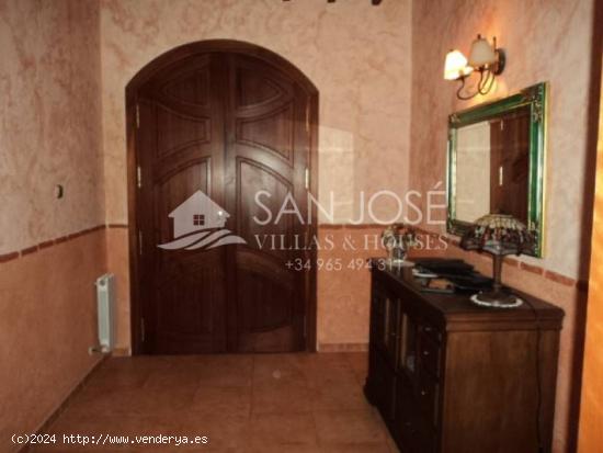 INMOBILIARIA SAN JOSE VILLAS AND HOUSES VENDE CASA EN ASPE - ALICANTE