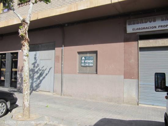 VENTA LOCAL EN MONFORTE EN MUY BUENA ZONA COMERCIAL. - ALICANTE