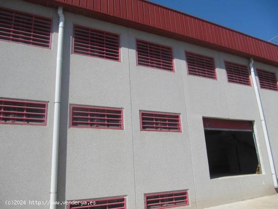 VENTA NAVE INDUSTRIAL EN MONOVAR - ALICANTE