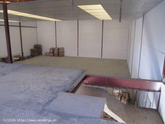 VENTA NAVE INDUSTRIAL EN MONOVAR - ALICANTE