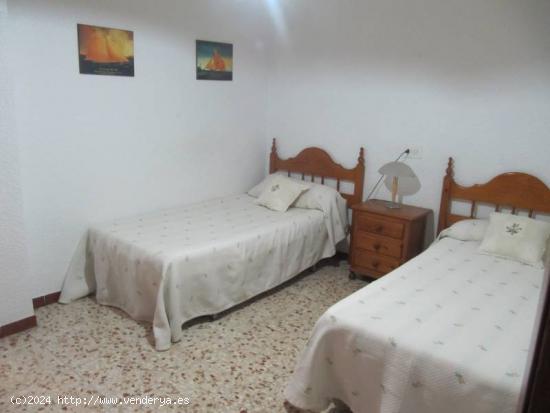 VENTA DE PISO EN GUARDAMAR DEL SEGURA - ALICANTE