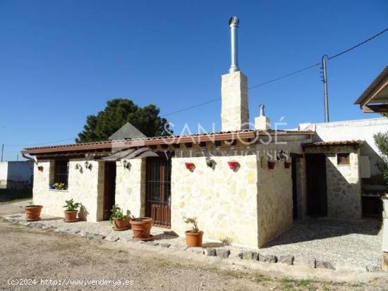 VENTA DE CHALET EN MONFORTE DEL CID, ALICANTE - ALICANTE