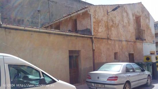 SE VENDE CASA EN PINOSO (ALICANTE) - ALICANTE