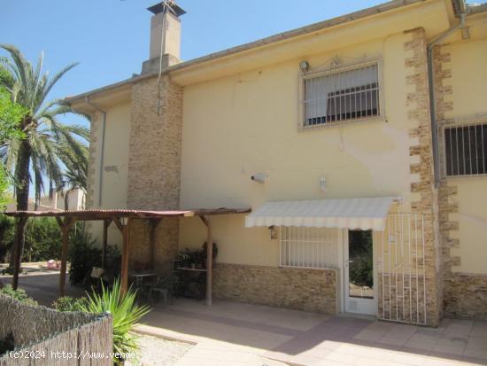 SE VENDE CHALET EN MONOVAR (ALICANTE) - ALICANTE