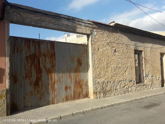 SOLAR URBANO EN ASPE PARA CONSTRUIR EN BUENA ZONA - ALICANTE