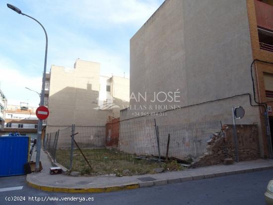 VENTA DE PARCELA O TERRENO URBANO EN ASPE  PARA EDIFICACIÓN DE VIVIENDAS  EN ZONA CENTRO - ALICANTE