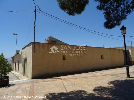 VENTA DE CASA RÚSTICA EN TORRE DEL RICO, JUMILLA, JUNTO A PARQUE CENTRAL - MURCIA