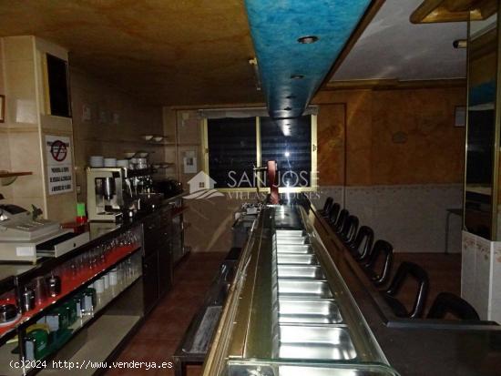 ALQUILER DE BAR-CAFETERIA EN ASPE EN ZONA MERCADONA EQUIPADO PARA SU FUNCIONAMIENTO - ALICANTE