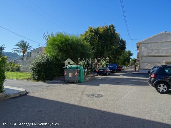 VENTA DE PARCELA URBANA EN HONDÓN DE LOS FRAILES EN ZONA CENTRO - ALICANTE