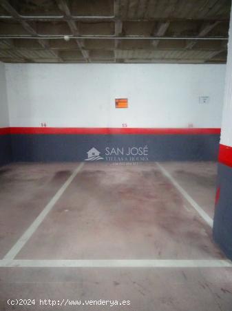 VENTA DE PLAZA DE GARAJE EN ZONA CENTRO DE ASPE AL LADO DE AUTOBUSES Y CENTRO DE SALUD - ALICANTE