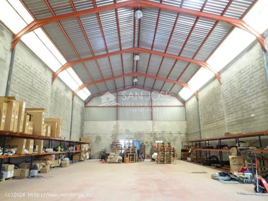  VENTA DE NAVE INDUSTRIAL EN HONDÓN DE LAS NIEVES EN POLÍGONO - ALICANTE 