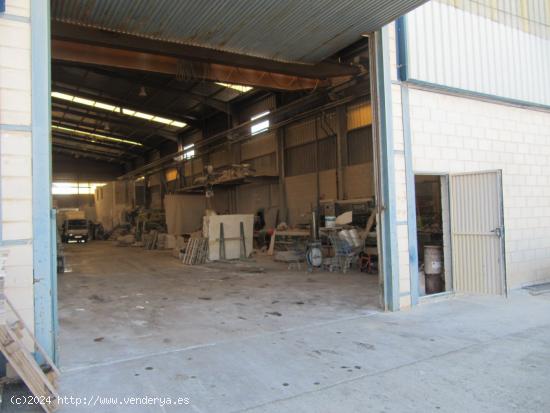 SE VENDE NAVE INDUSTRIAL EN LA ROMANA - ALICANTE