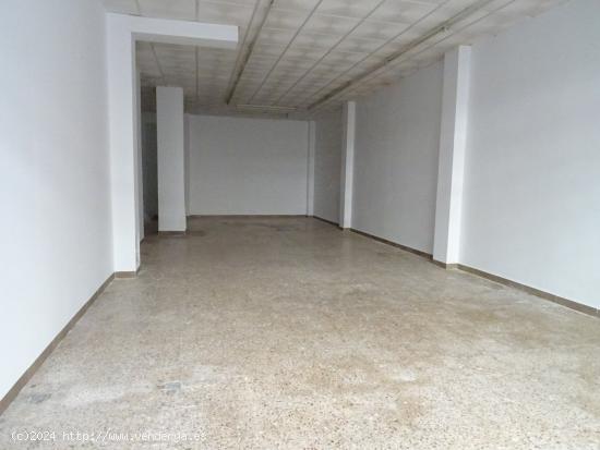 SE VENDE O ALQUILA LOCAL COMERCIAL EN LA AVENIDA DE MADRID EN EL BARRIO DE LA COCA-ASPE - ALICANTE