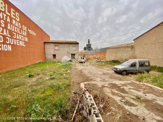  VENTA DE TERRENO INDUSTRIAL EN ASPE EN MUY BUENA ZONA CERCA DE PABELLÓN MUNICIPAL DE DEPORTES - ALI 