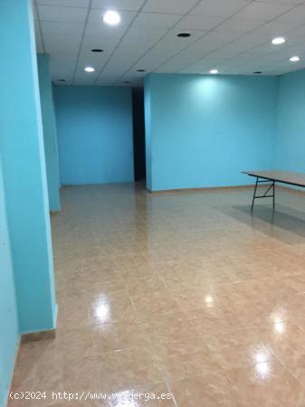 SE VENDE O ALQUILA LOCAL COMERCIAL EN MONOVAR (ALICANTE)SPAIN - ALICANTE