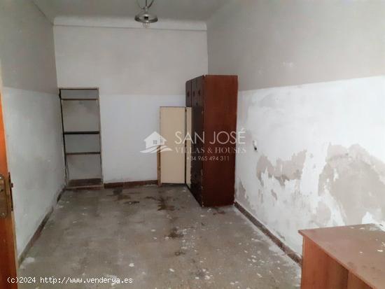 CASA DE PUEBLO MUY AMPLIA EN MONFORTE DEL CID, zona ayuntamiento - ALICANTE