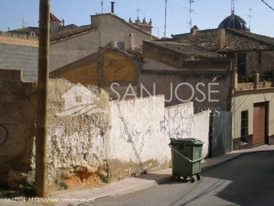 SOLAR EN VENTA EN CAUDETE - ALBACETE