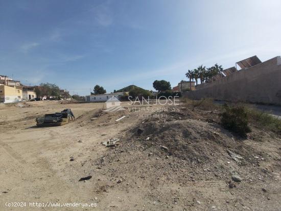 INMOBILIARIA SAN JOSE VENDE TERRENO URBANIZABLE EN ZONA NIA EN ASPE - ALICANTE