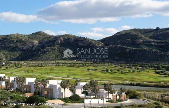 VENTA ADOSADO, RESIDENCIAL CAMPO DE GOLF, MONFORTE DEL CID - ALICANTE