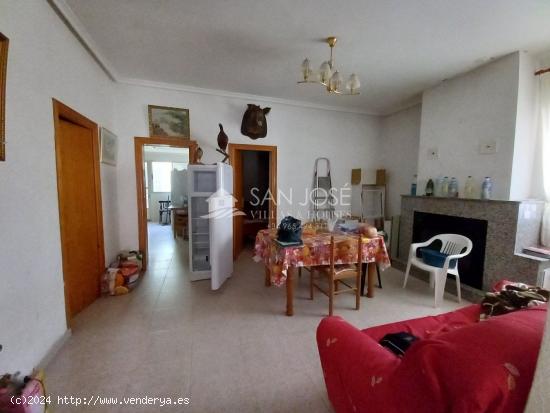 VENTA DE CASA EN CASAS DEL SEÑOR , CON MAGNIFICAS VISTAS A LA SIERRA - ALICANTE