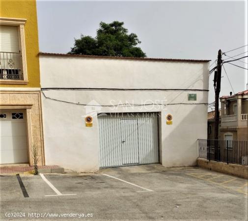 SE VENDE LOCAL COMERCIAL REFORMADO  EN MONOVAR - ALICANTE