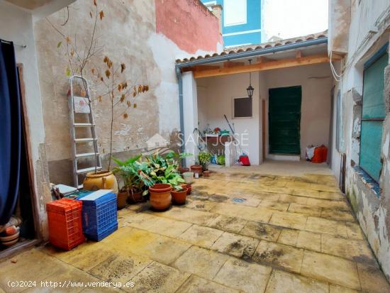 SE VENDE CASA HISTORICA EN PLENO CENTRO DE ASPE - ALICANTE