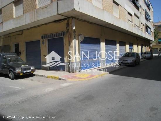 SE VENDE LOCAL QUE HACE ESQUINA EN BUENA ZONA DE ASPE - ALICANTE